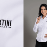 Imagem em close do bordado Sixtini Camisaria em linha preta aplicado sobre camisa branca, ao lado de modelo feminina vestindo camisa social branca com o logotipo bordado no peito.